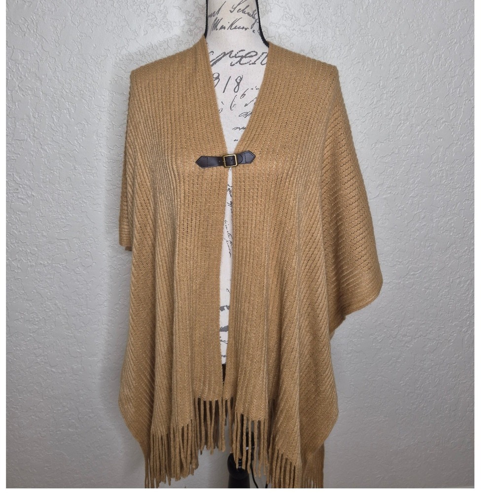 Croft & Barrow Tan Ribbed Knit Poncho Wrap Faux Leather Buckle Fringe OS